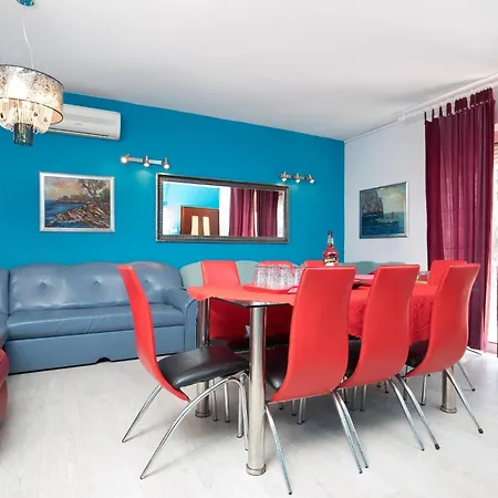 Seaside House With A Swimming Pool Seget Vranjica, - 9430