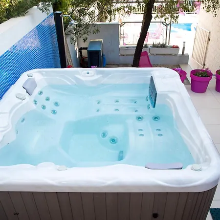 Vikendica Seaside House With A Swimming Pool Seget Vranjica, - 9430