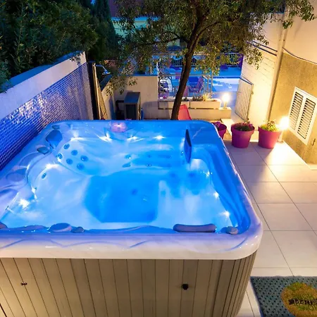 Seaside House With A Swimming Pool Seget Vranjica, - 9430 * Trogir